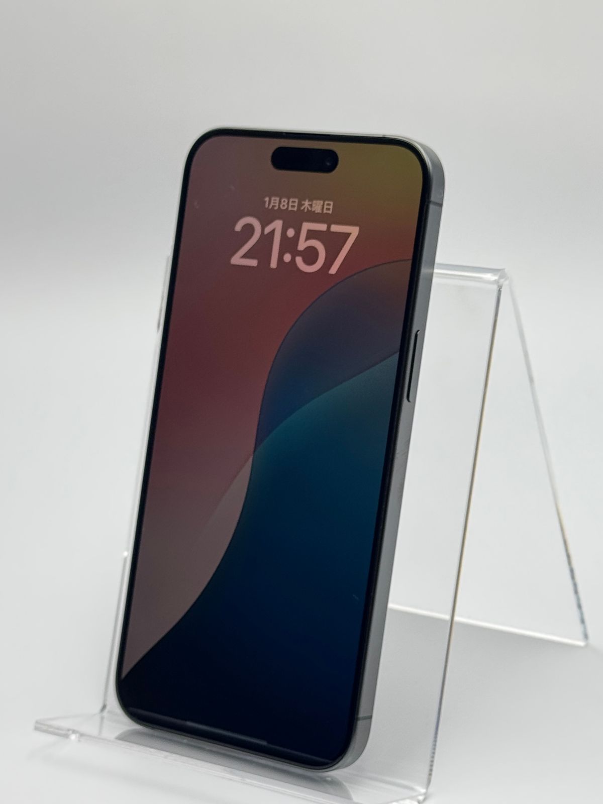 中古A】iPhone 15 Pro Max 256GB ブラックチタニウム バッテリー【87