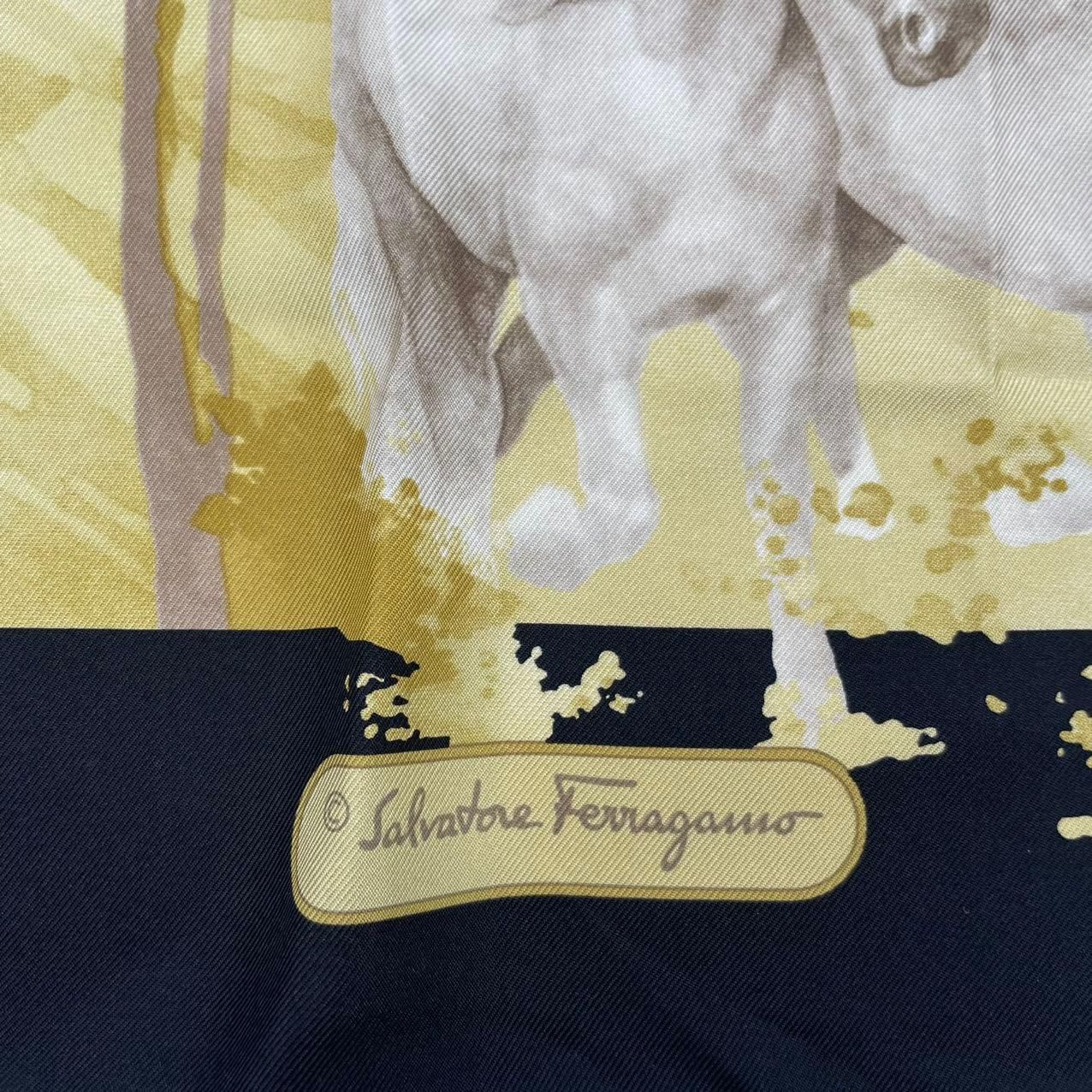 美品 Salvatore Ferragamo サルヴァトーレ フェラガモ スカーフ 大判