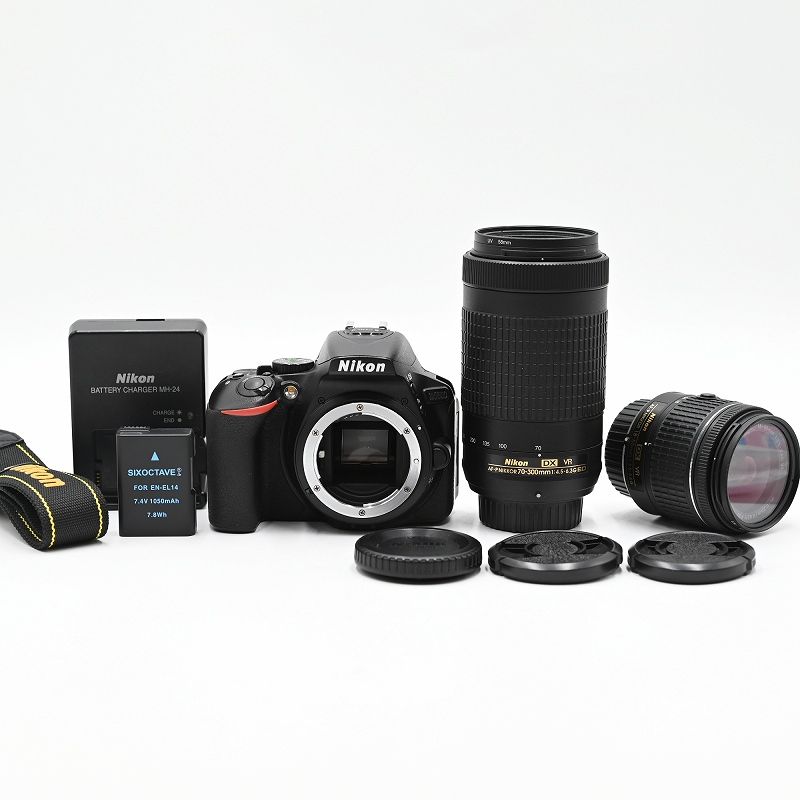 Nikon ニコン D 5600 18-55 mm 70-300 デジタル一眼レフカメラ ショット数11183