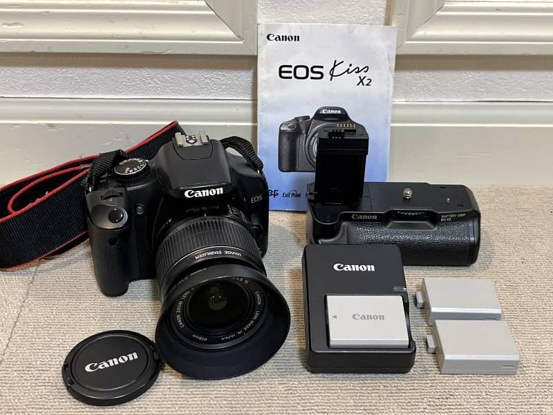 ③ Canon EOS Kiss X2 DS126181 デジタル一眼カメラ BG-E5 CANON ZOOM