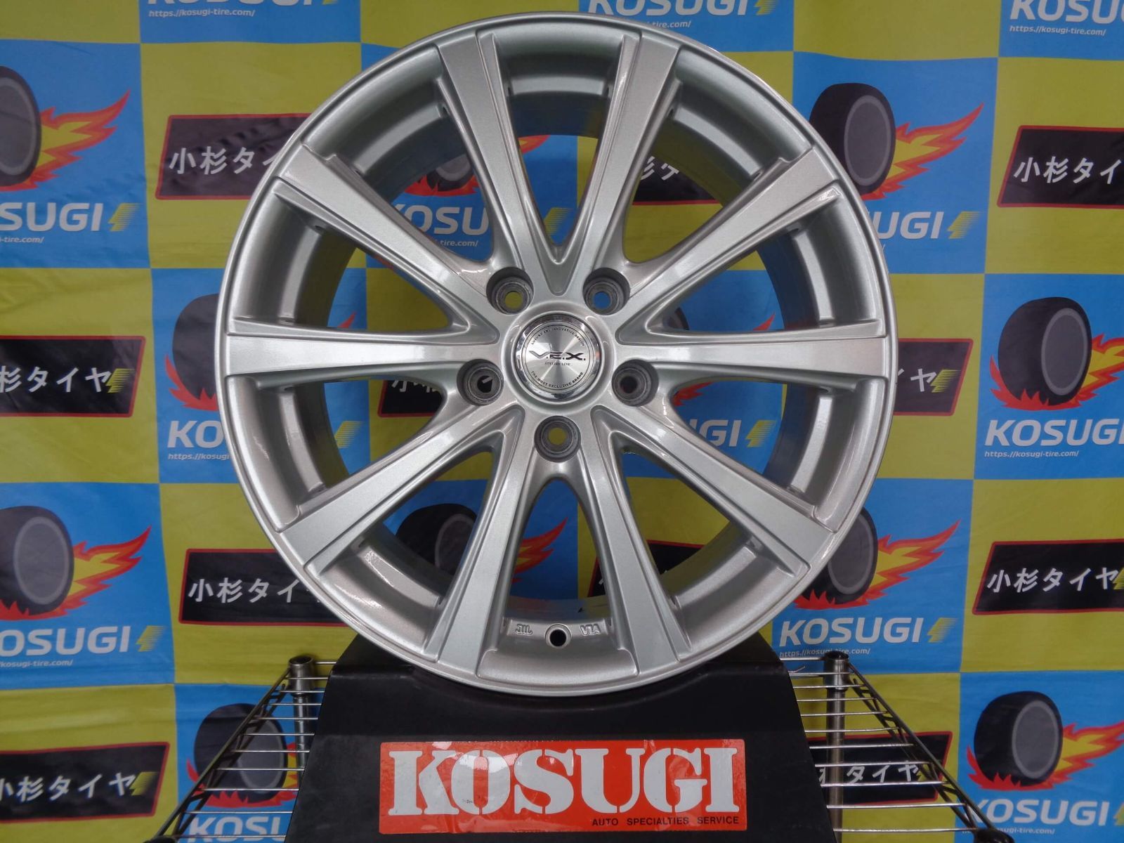 17インチ 中古ホイール VEX スタイリッシュライン SN-10R 7J-17 5H114 