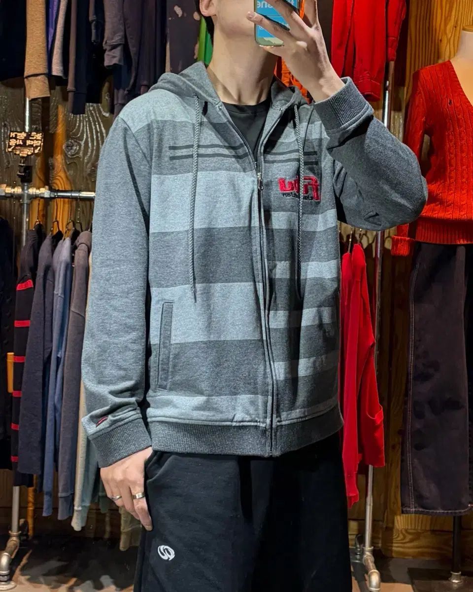 L FUBU フブ ストライプ レッド スぺリング フードジップアップ