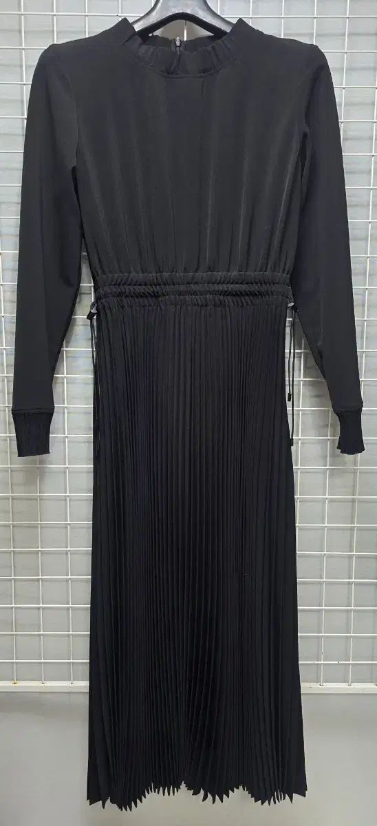 LANVIN ランバンコレクション 秋冬 長袖 シャーリング ロング丈ワンピース