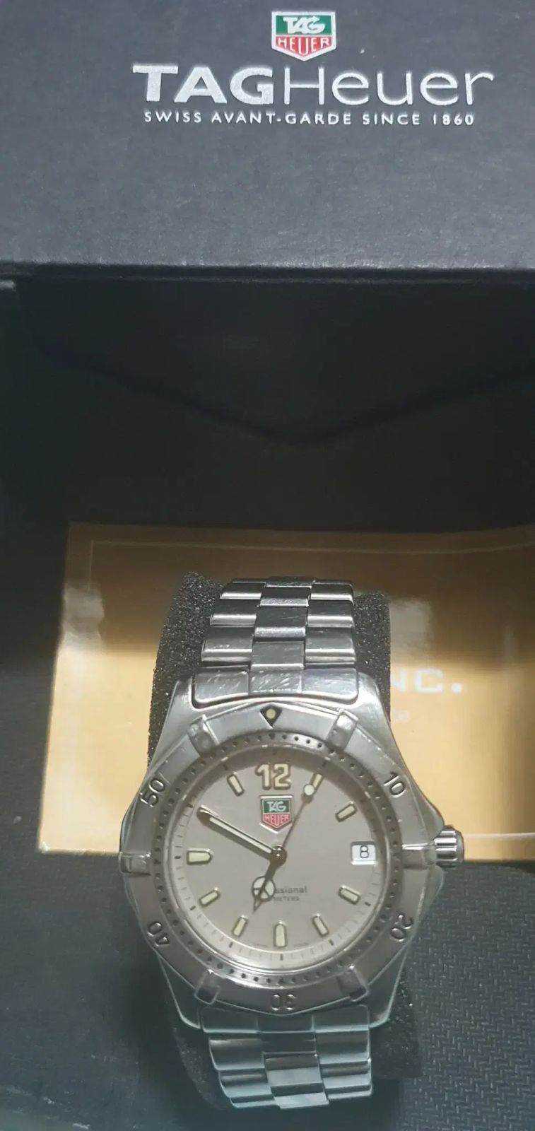 タグ ホイヤー プロフェッショナル 2000 クオーツ | 保証書 ケース