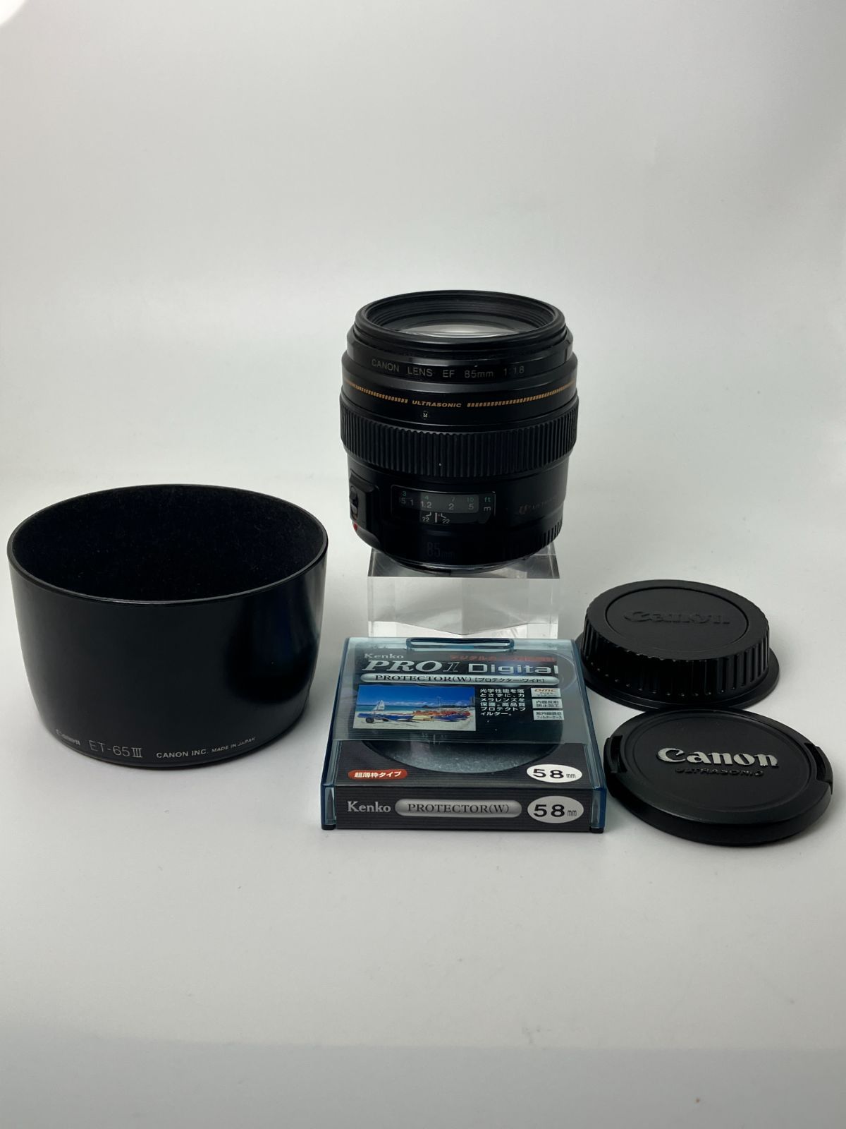 Canon EF 85 mm F 1.8 USM