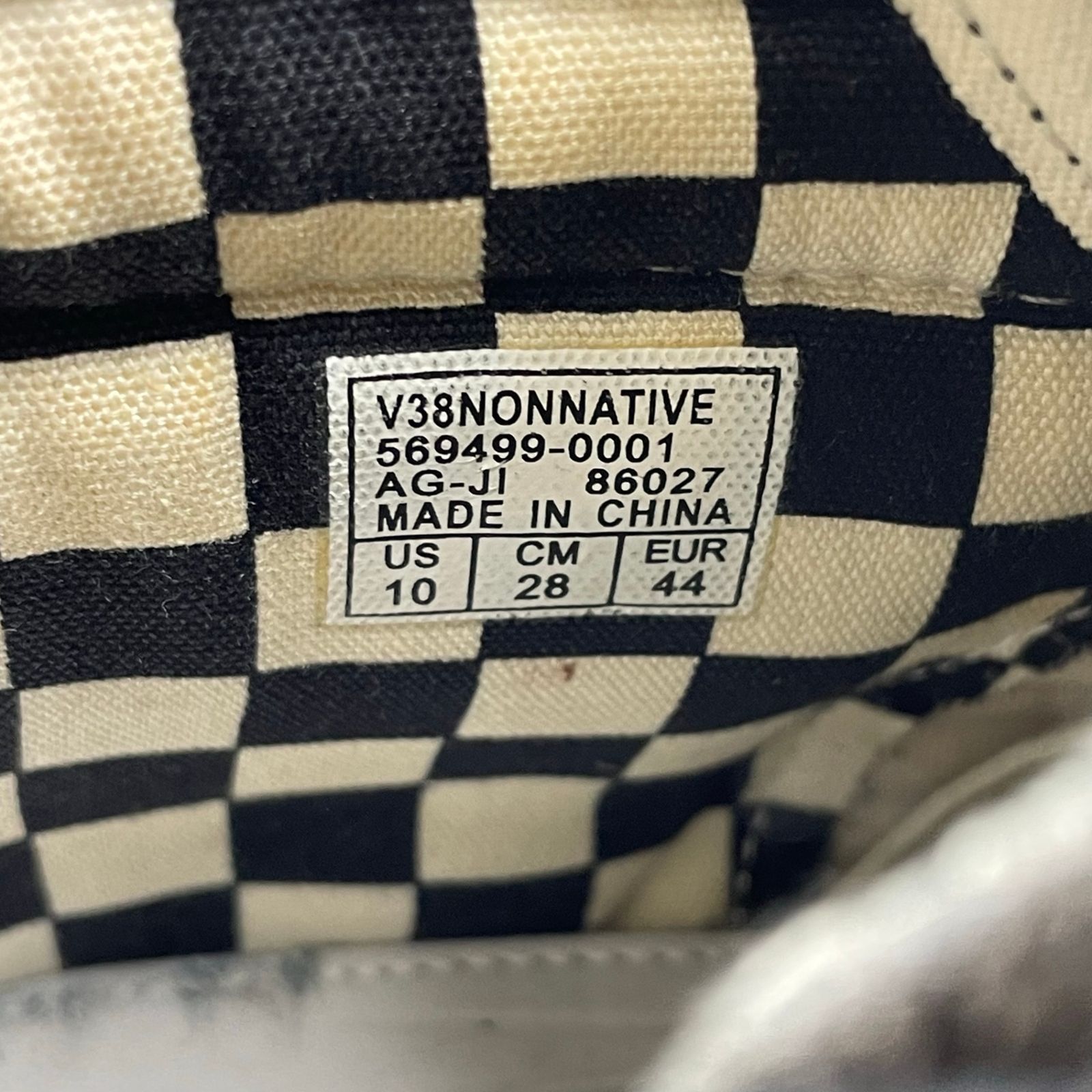 ローカットスニーカー 箱