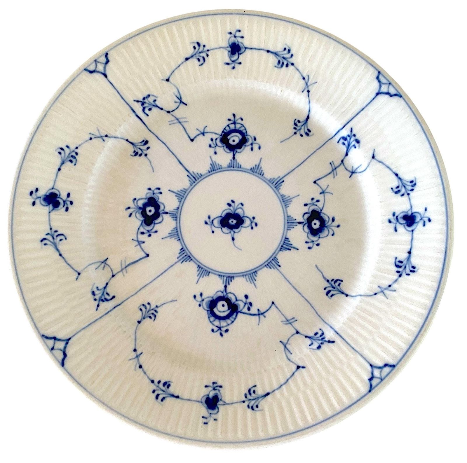 ロイヤルコペンハーゲン ランチプレート 直径22.5 cmブルーフルーテッド プレーン1960年代 デンマーク製 ヴィンテージ