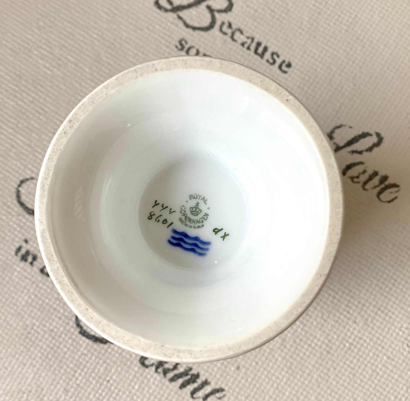  アンティーク ロイヤルコペンハーゲン ヘンリエッテ花瓶 花柄と金彩 軽微な欠点あり 皿 食器