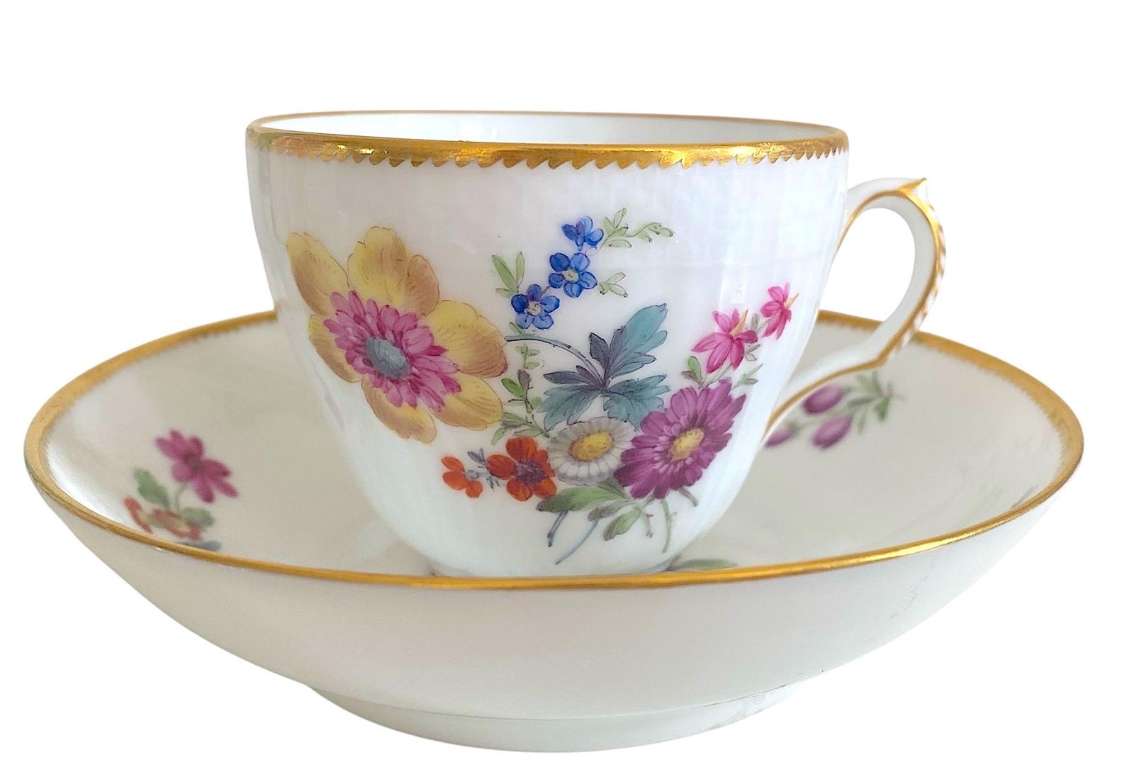 アンティーク ロイヤルコペンハーゲン カップ＆ソーサー サクソンフラワー 金縁 デンマークの代々伝わる宝物