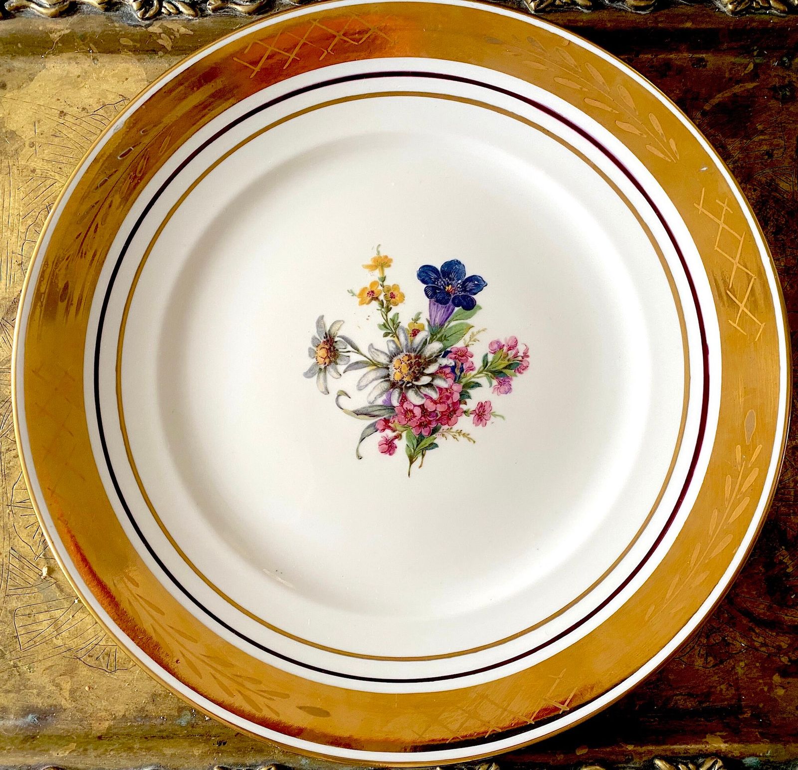 ロイヤルコペンハーゲン ブルーゲンチアナプレート 金縁 コレクターズディスプレイプレート