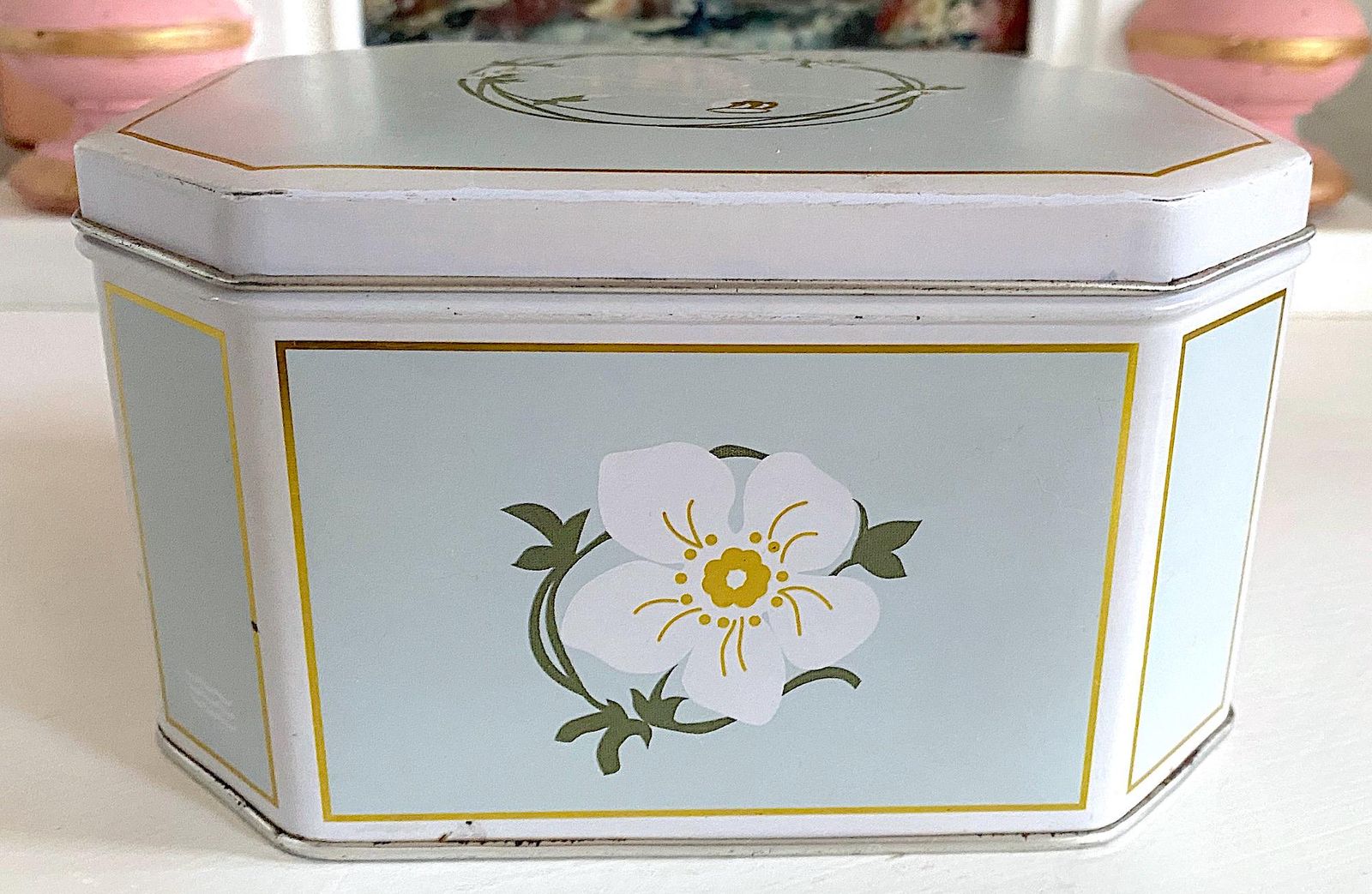 ブリキ箱 パステルブルー