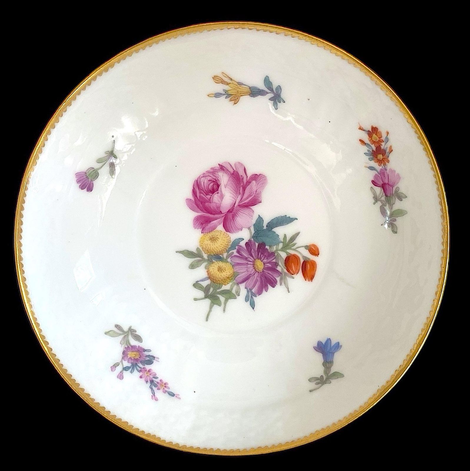 ロイヤルコペンハーゲン サクソンフラワープレート