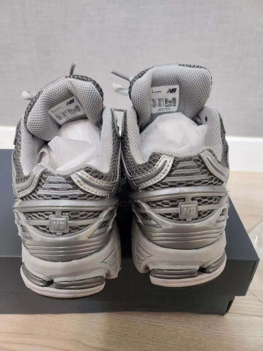  ニュー ンス 1906 グレー シルバー 260 サイズ 配送無料 スニーカー 靴