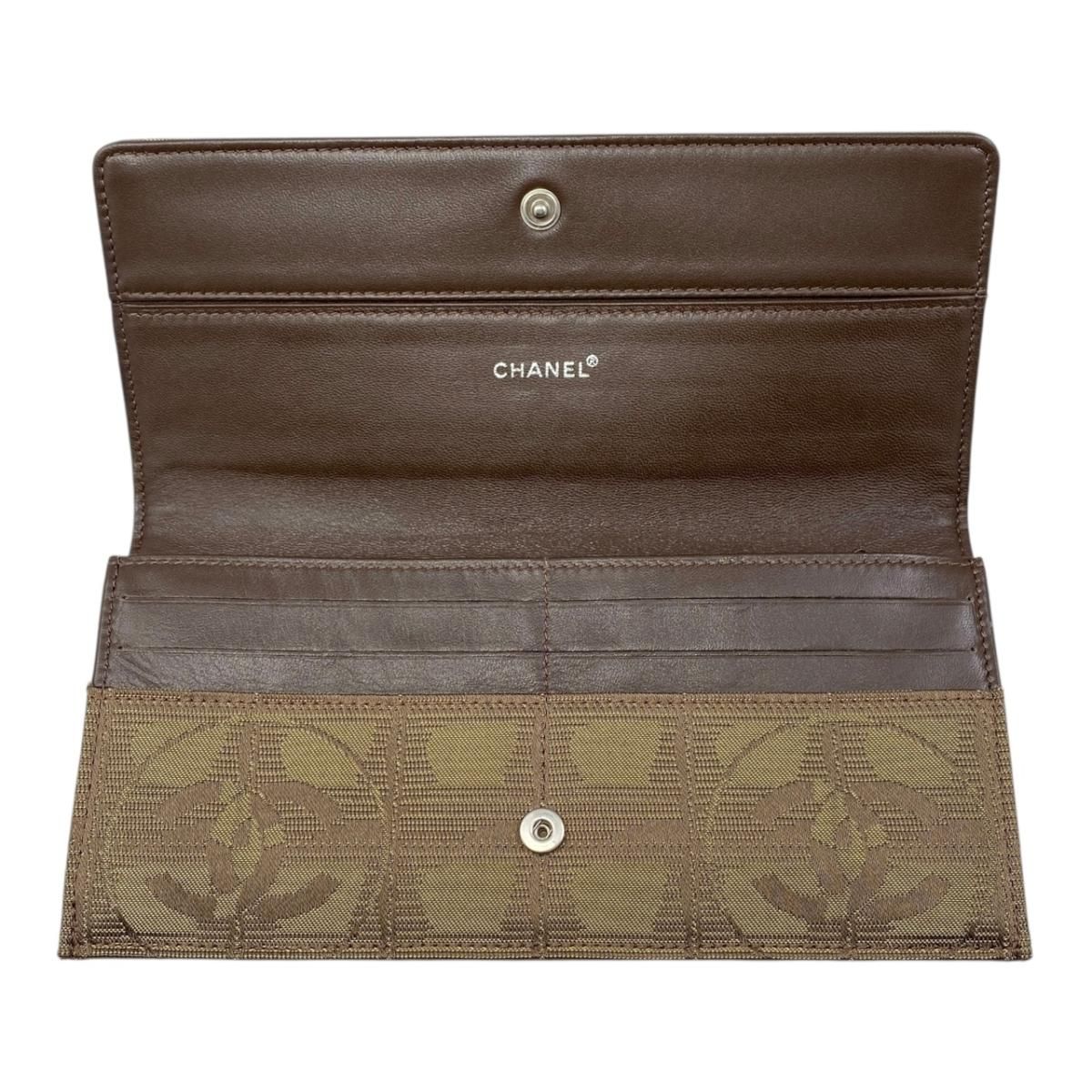 【BIGお買い物ラリー★30%OFFセール中】シャネル CHANEL 長財布ニュートラベルライン オールドシャネル カーキ ブラウン レディース 中古 ☆シャネル 2つ折り財布 ニュートラベルライン ウォレット A15788