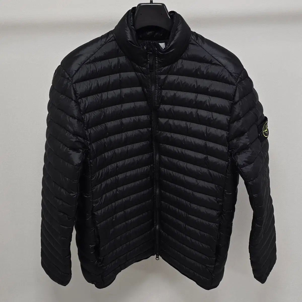 23 ss STONE ISLAND ストーンアイランド 軽量 ダウン Lサイズ 100