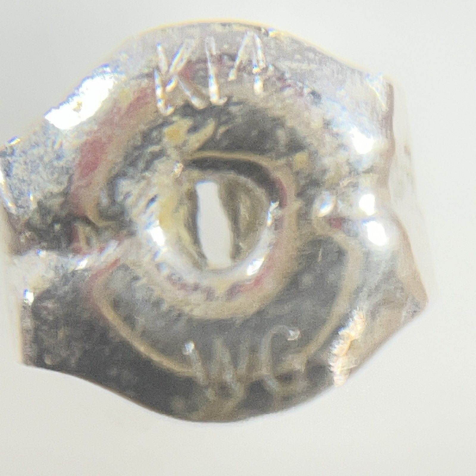 ☆ K10/K14WG刻印 ゴールド 両耳ピアス 赤石ゴールド ライトブルー石