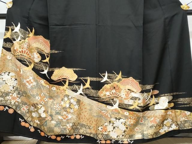 平和屋着物■豪華黒留袖　御所車屏風花文　金彩　正絹　逸品　CABC3859fb 平和屋着物□豪華黒留袖 金彩 正絹 風景松文 飛鶴雪輪花文 吉祥花文