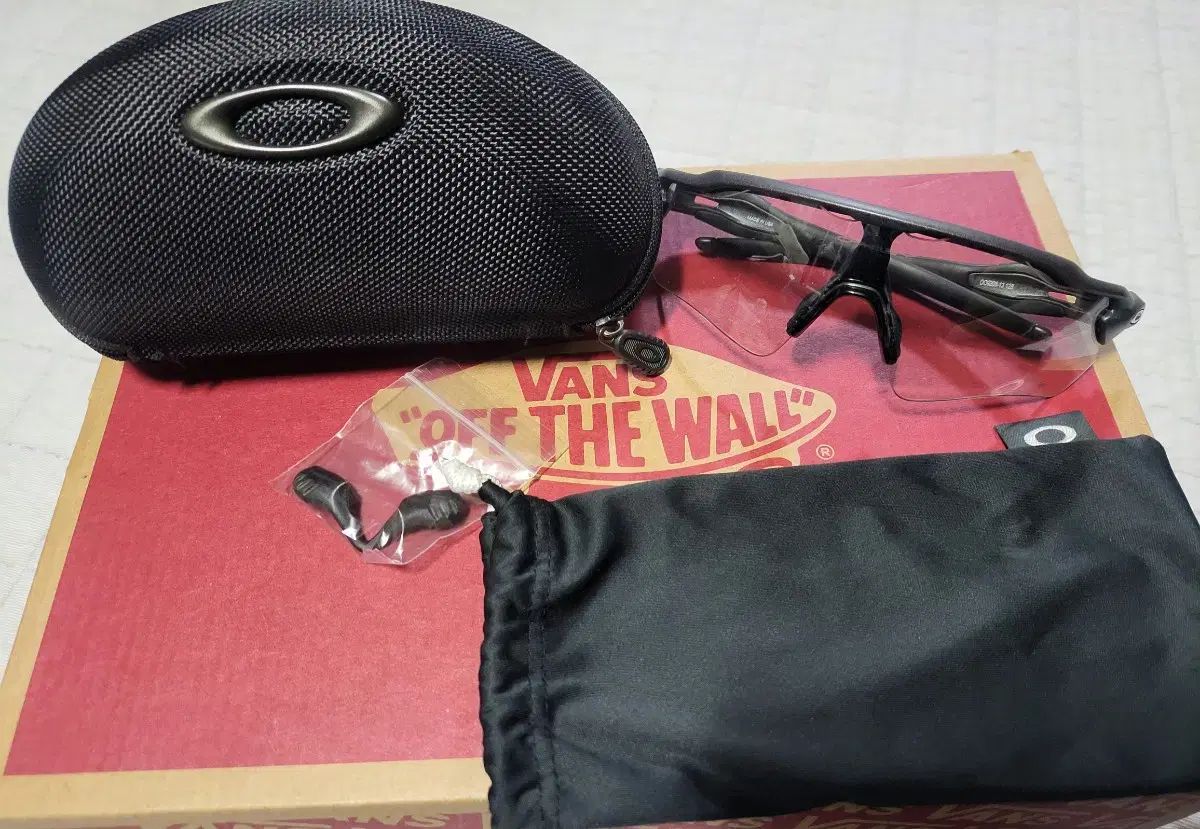 オークリー レーダーロック EV パス 変色レンズ 9208-13 サングラス