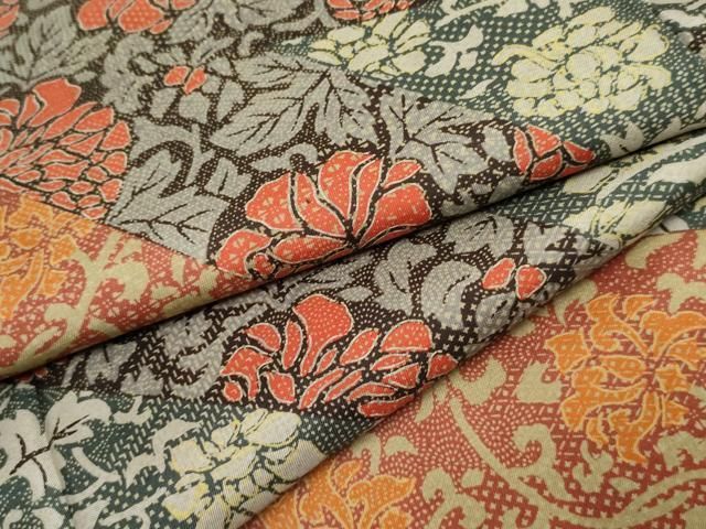 平和屋着物●本場染大島紬 更紗花唐草文 正絹 ♥ cs