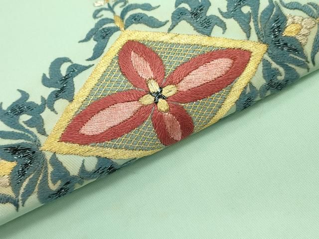 九寸開き名古屋帯 総刺繍