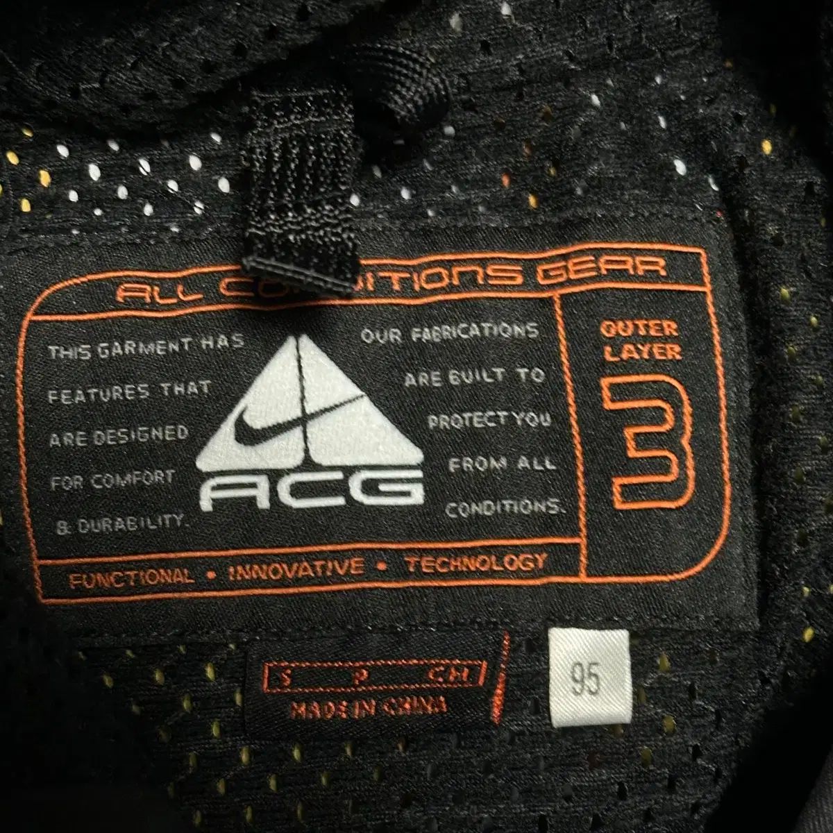 3 NIKE ACG スウッシュ ハイネック テック Anorak（アノラック） ジャケット