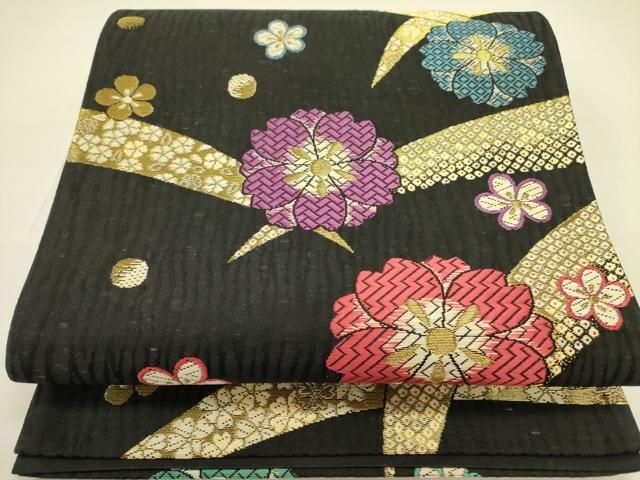 平和屋着物●六通柄袋帯 唐織 舞桜 舞梅 黒地 金糸 正絹 op