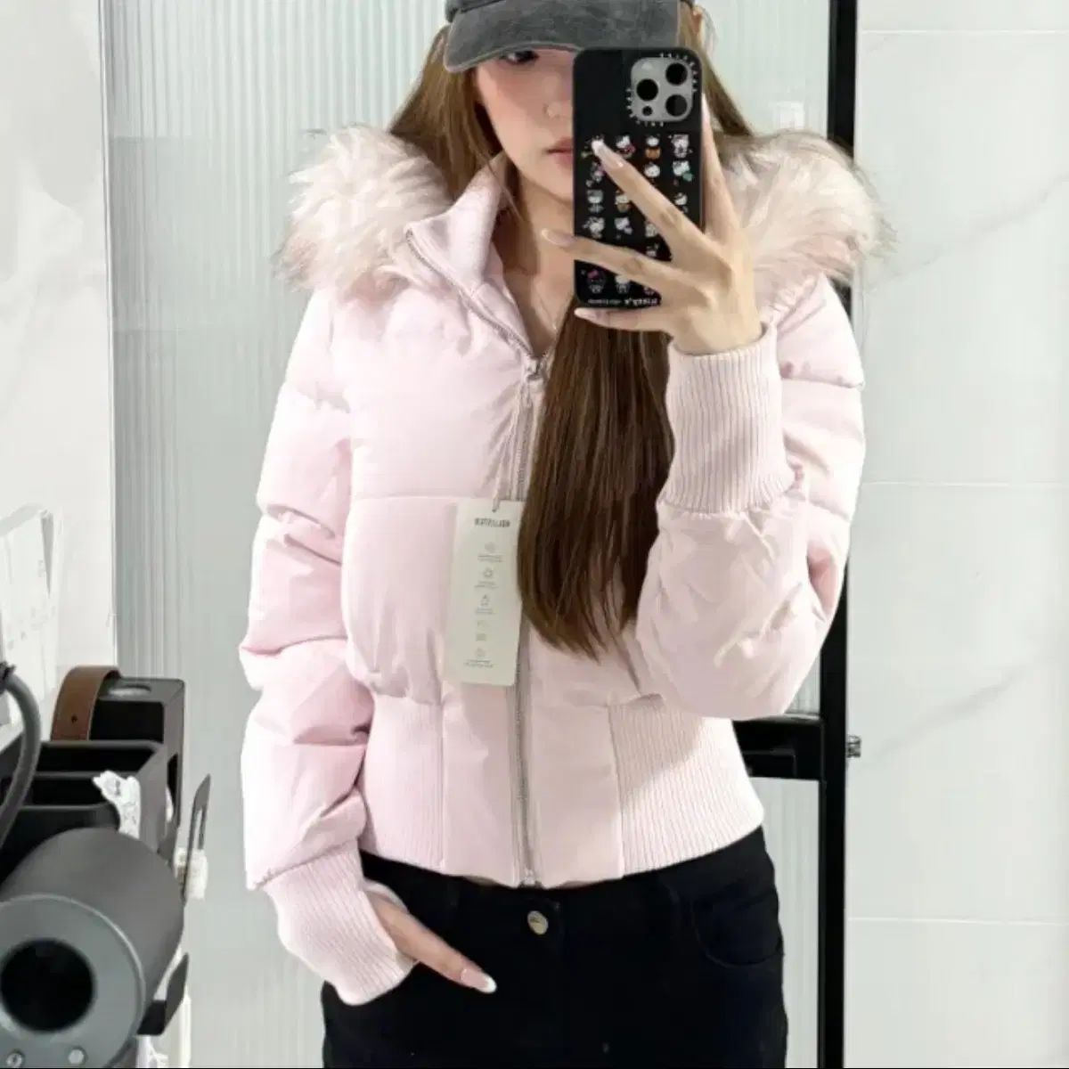 新商品 エイブリー ピンク ファー フード ショートダウン