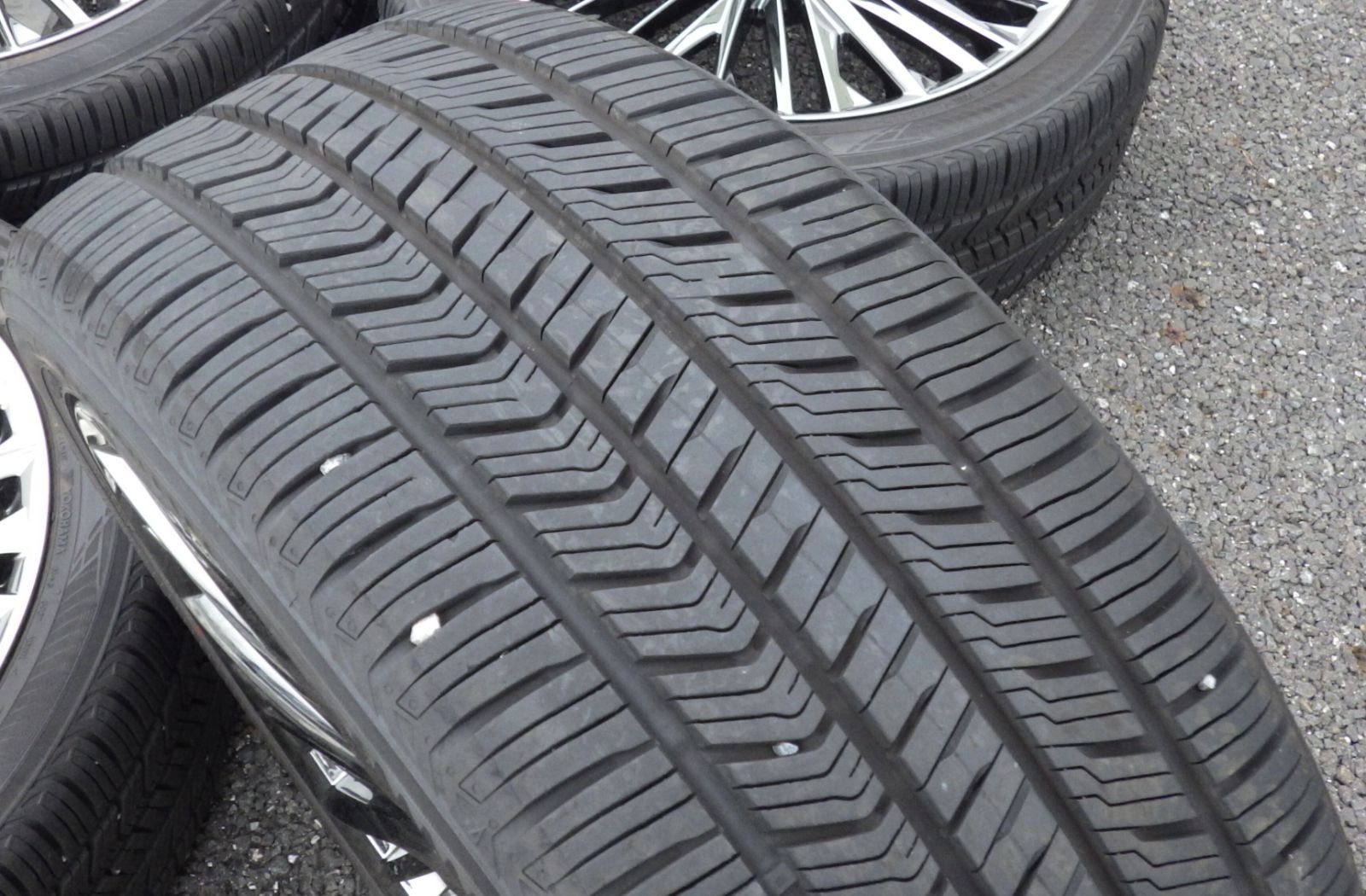 ジェニュインライン F-001