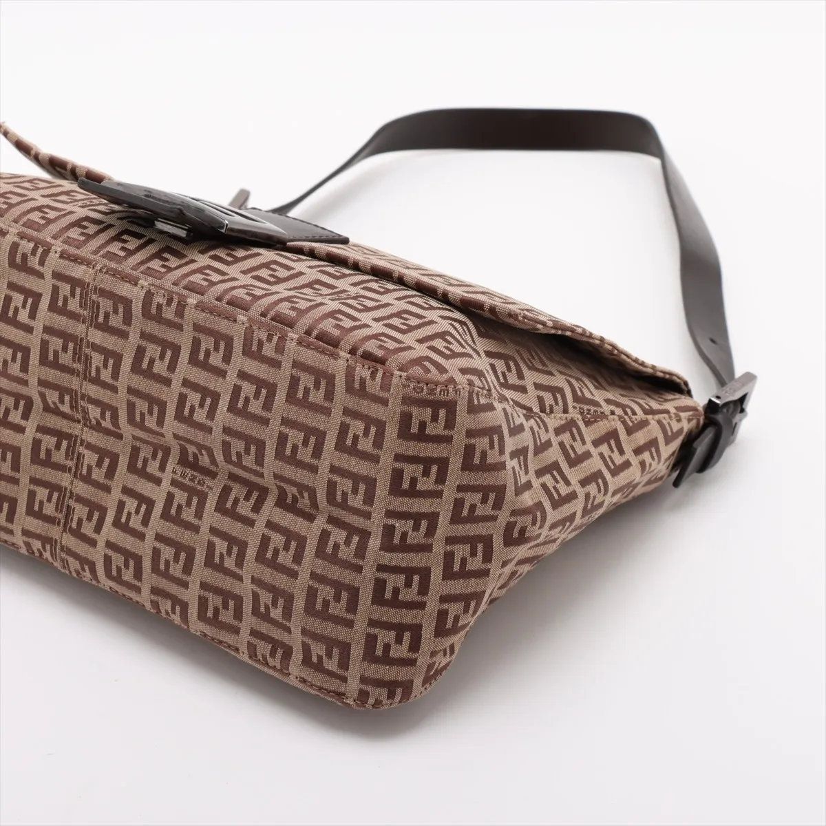 美品 フェンディ ズッキーノ マンマバケット レザー キャンバス