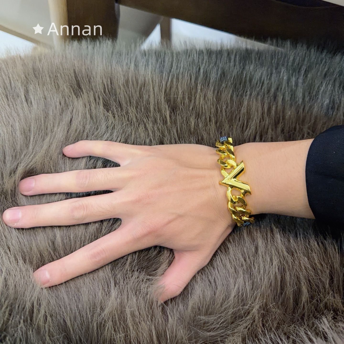 送料込☆ 未使用LOUIS VUITTON ルイヴィトン メンズ ブレスレット