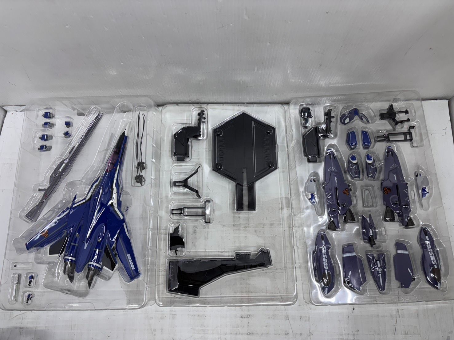 h 11244 マクロス DX超合金 VF-25 G スーパーメサイアバルキリー ミハエル ブラン機 リバイバルVer.