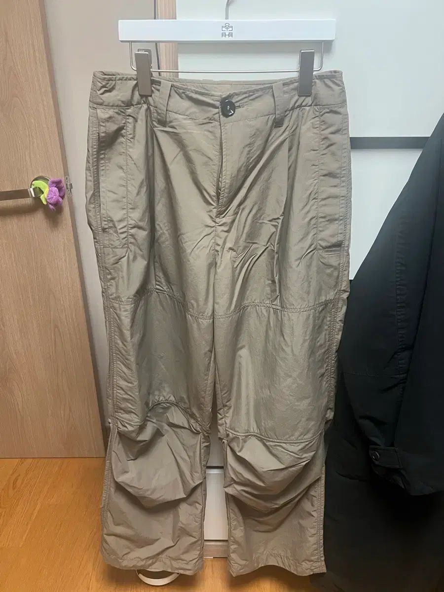 ポリテル エスキモー パンツ ディープベージュ 2