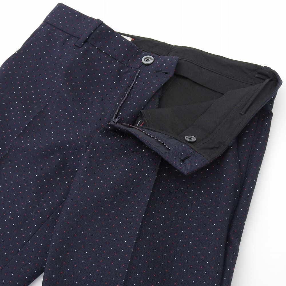 スラックスパンツ