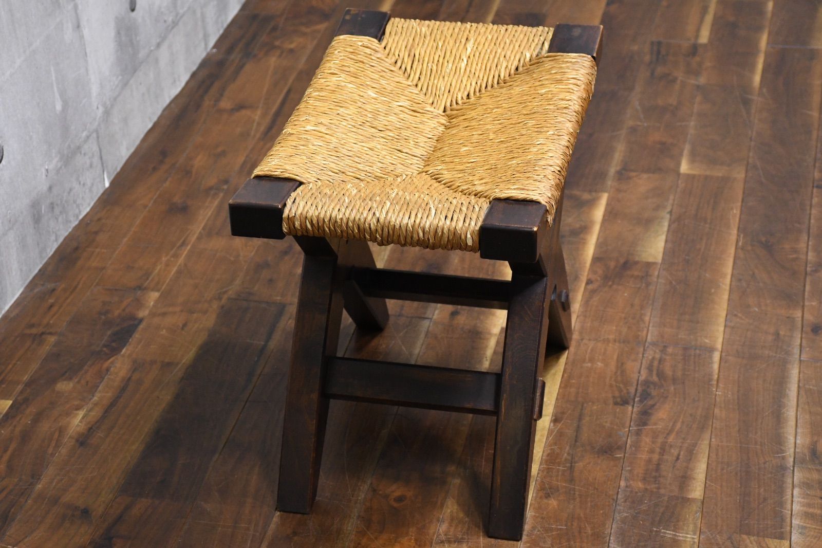 ◇ 九州民芸家具 ◇ ミズメザクラ無垢材 スツール レトロ 木製 椅子