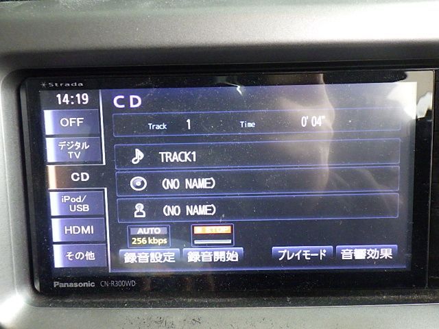 N234-16 パナソニック CN-R300WD メモリ 4×4地デジ内蔵ナビ 2013年