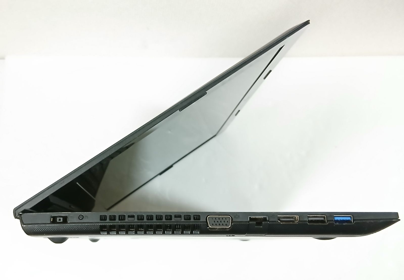 レノボ ノートPC ブラック 15.6インチ Win11 MS-Office Amazon.co.jp: 【整備済み品】薄型軽量＆爆速NVMe SSD搭載 レノボ 15.6