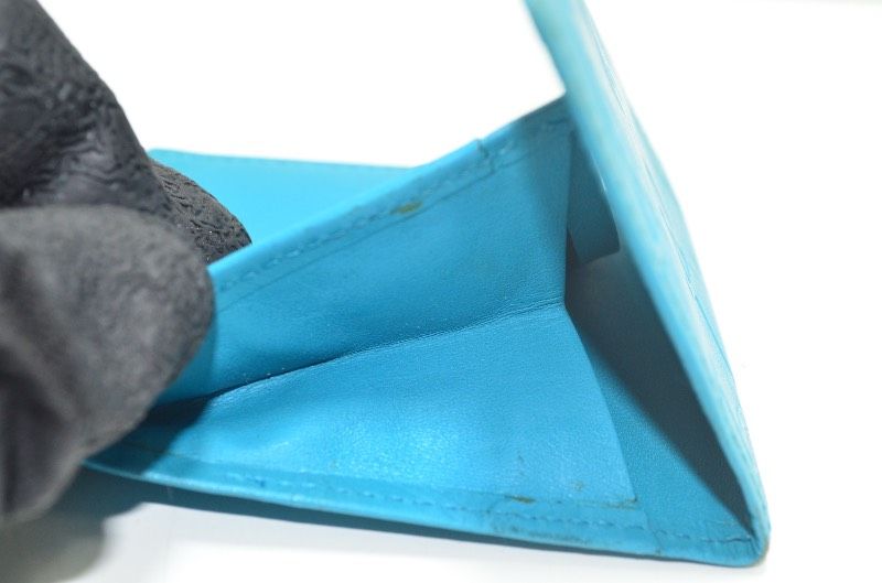 送料無料】 イヴ・サンローラン YVES SAINT LAURENT 二つ折り財布