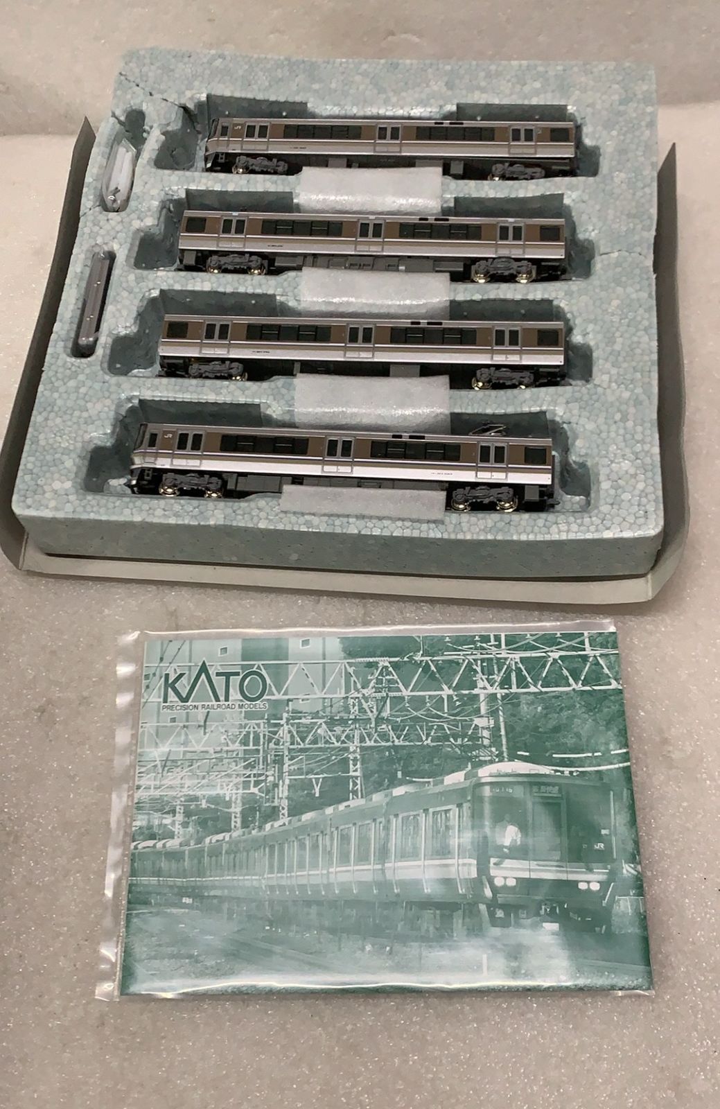 カトー KATO Nゲージ 223系2000番台 新快速 4両セット 10-1898 鉄道模型 電車--525838