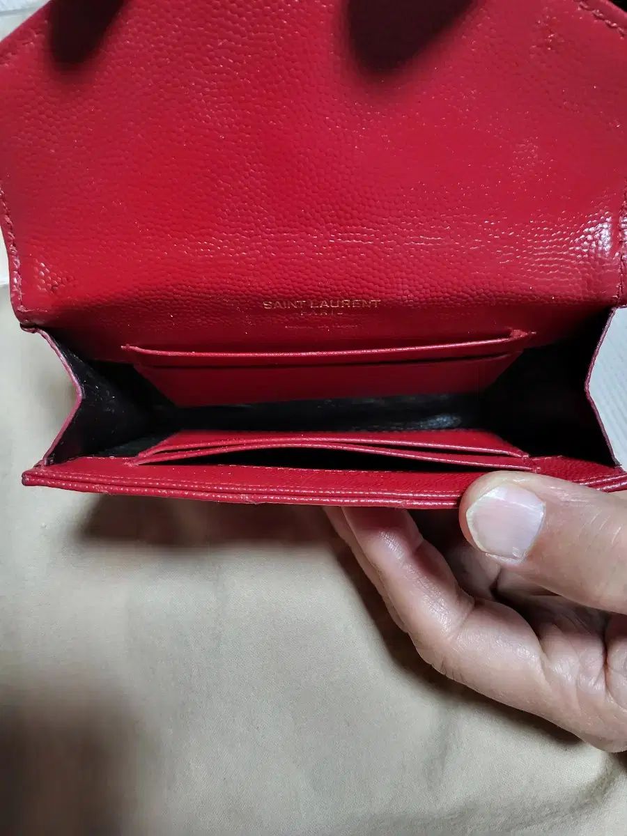  Saint Laurent サンローラン マトラッセ 二つ折り財布 レッド 長財布 小物