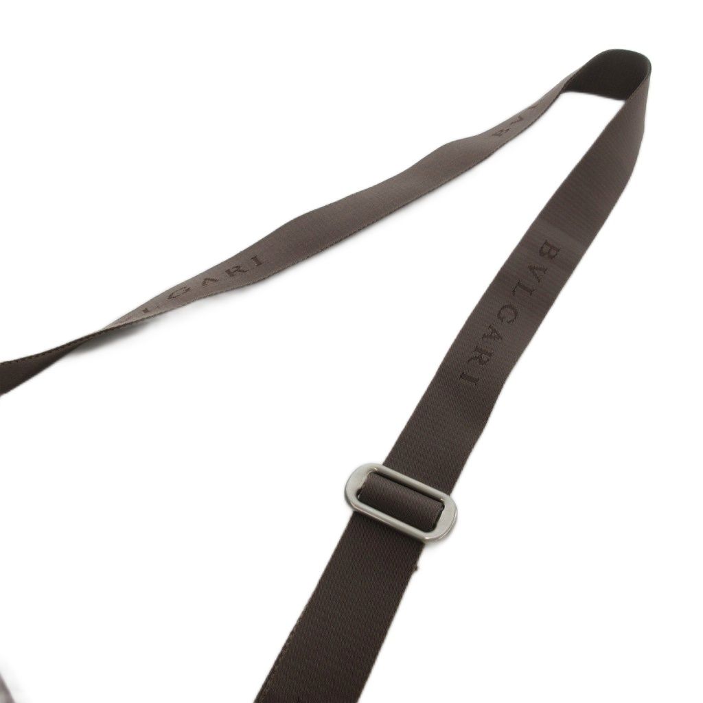 メッセンジャーバッグ