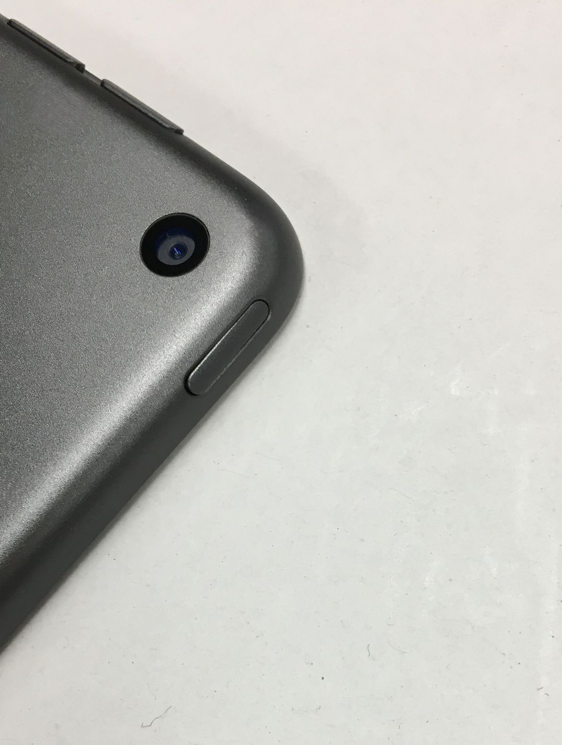 動作確認・初期化済み】電池78％ Apple iPad 第8世代 Wi-Fi 128GB