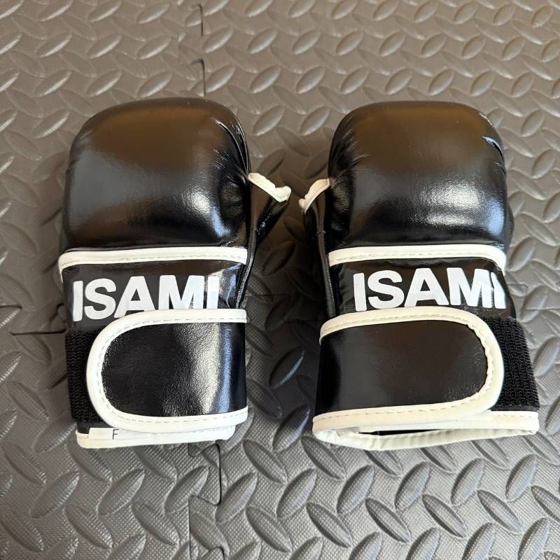 isami mma ボクシング オープンフィンガー パウンドグローブ フリー isami mma ボクシング オープンフィンガー パウンドグローブ フリー