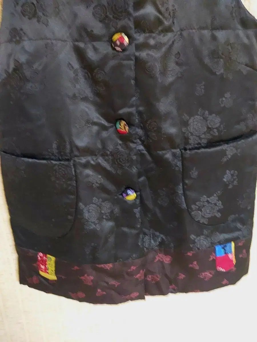 キルティング ブラック 花柄 ロングベスト ベスト ブラウス ベージュ系