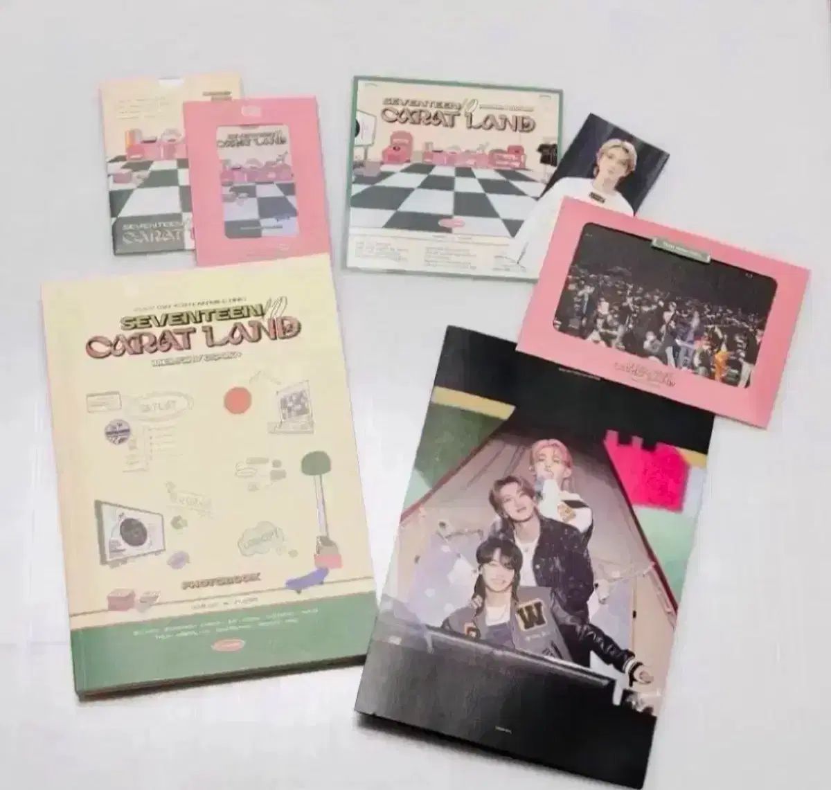 SEVENTEEN 2022 CARAT LAND メモリーブック 出品 - メルカリ
