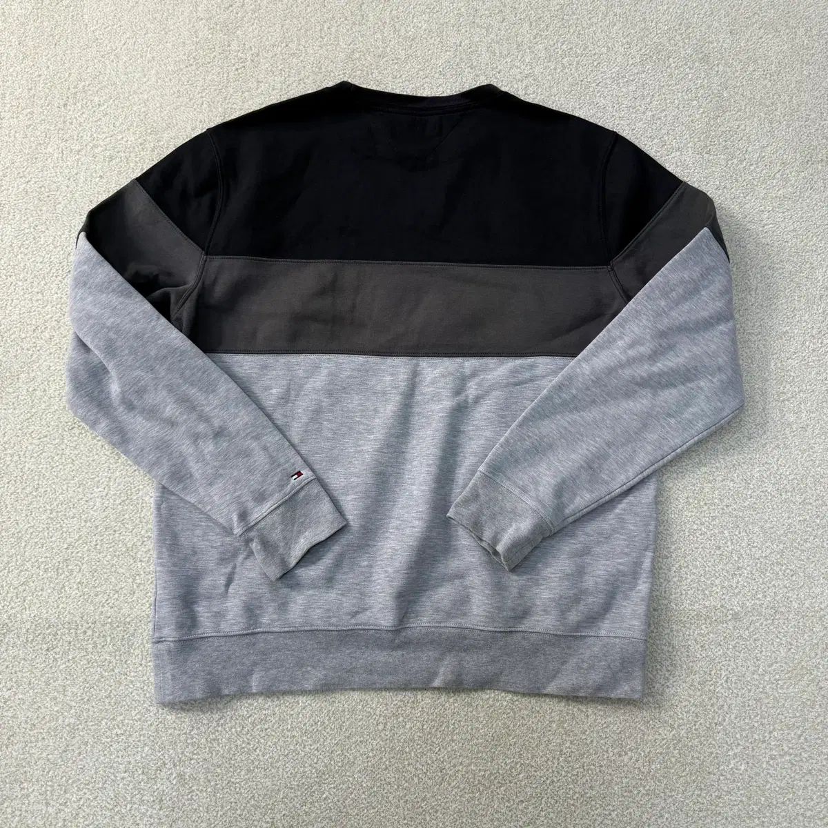 XL Tommy Hilfiger トミーヒルフィガー カラーブロック スウェット 0102T1