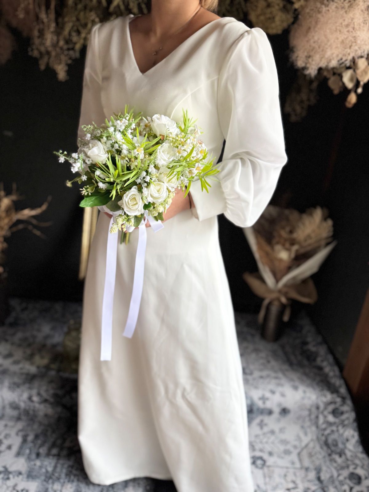  白×グリーンナチュラルクラッチブーケ ブートニア ブーケ ウェディング