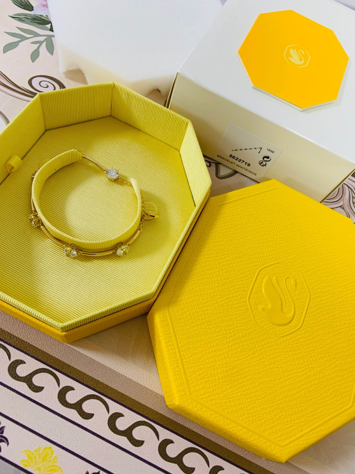 ほぼ スワロフスキー Swarovski Constella ブレスレット コンステラ