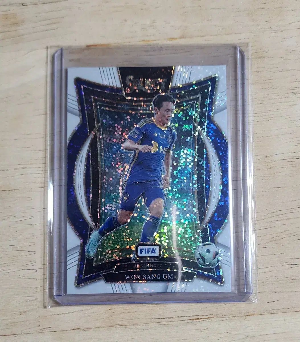 24-25 Panini パニーニ セレクト FIFA フィファ 嚴元相 オム·ウォンサン 白 ホワイト スパークル ポップ