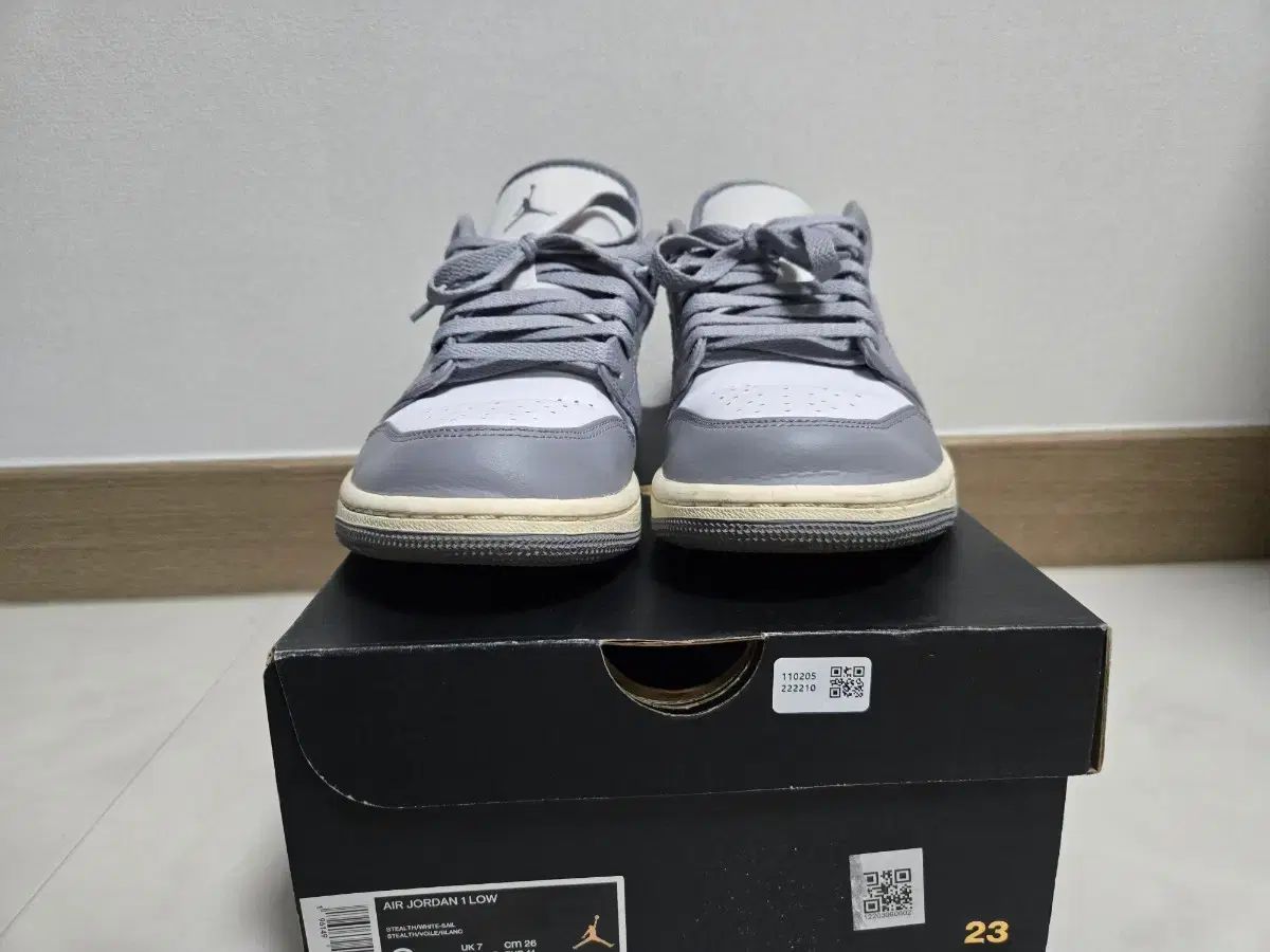 ジョーダン 1 ロー STEALTH - 白