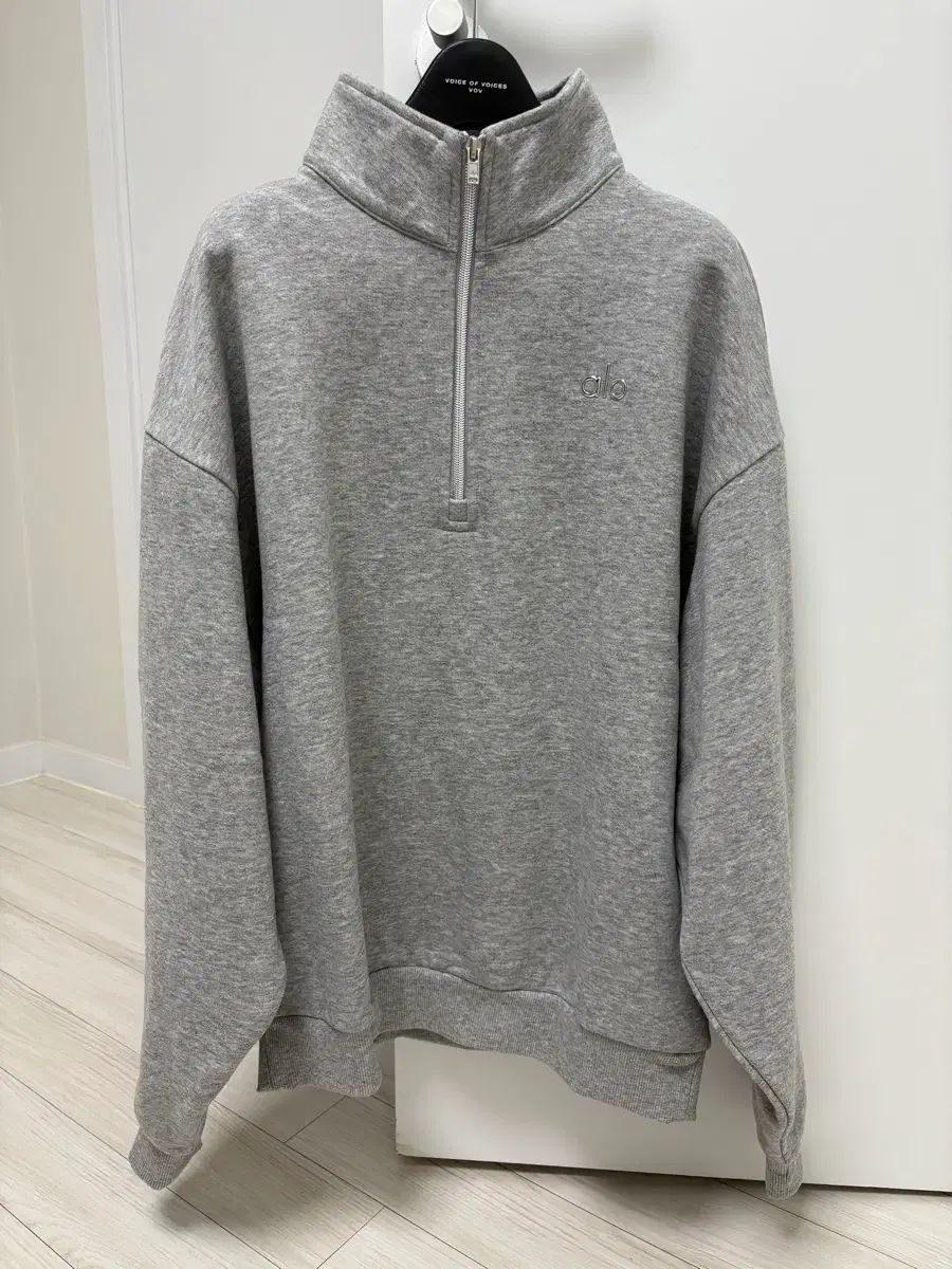 アコロ Accolade Zip Pullover グレー カラー XS サイズ